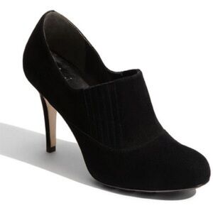 Cole Haan black suede Heeled booties